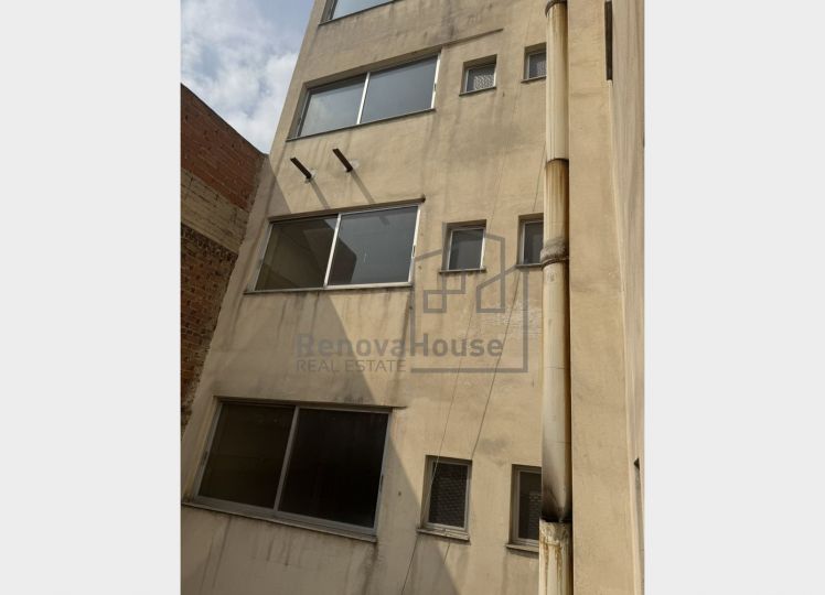 ΚΤΙΡΙΑΚΟΣ ΧΩΡΟΣ ΚΑΤΑΛΛΗΛΟΣ ΓΙΑ ΔΙΑΜΕΡΙΣΜΑΤΑ 