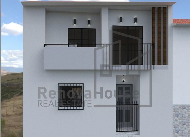 ΜΟΝΟΚΑΤΟΙΚΙΑ ΥΠΟ ΑΝΑΚΑΙΝΙΣΗ 