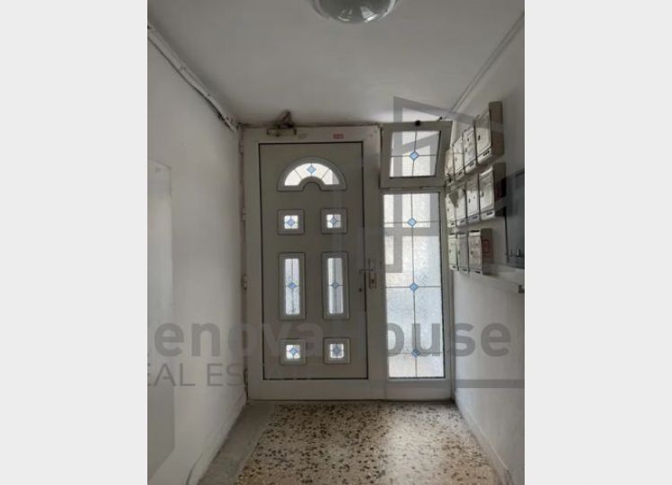 ΠΛΗΡΩΣ ΑΝΑΚΑΙΝΙΣΜΕΝΗ ΓΚΑΡΣΟΝΙΕΡΑ 