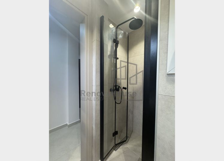 APPARTMENT IN DOWN TOWN 