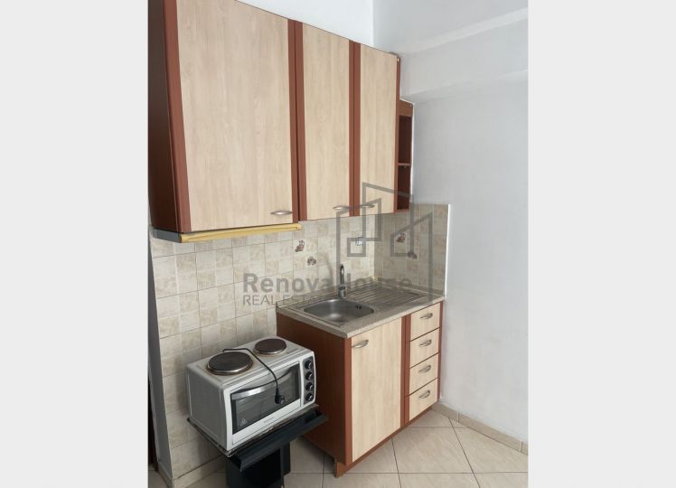 ΣΤΟΥΝΤΙΟ ΣΤΗΝ ΜΑΡΚΟΥ ΜΠΟΤΣΑΡΗ. 