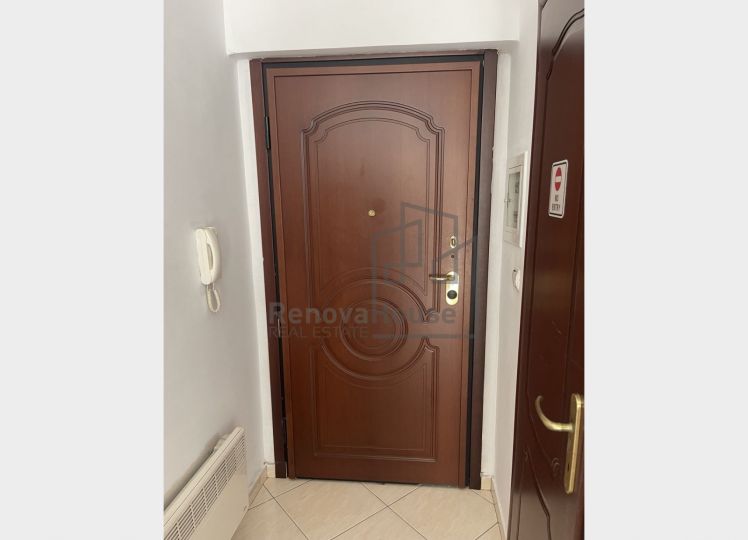 ΣΤΟΥΝΤΙΟ ΣΤΗΝ ΜΑΡΚΟΥ ΜΠΟΤΣΑΡΗ. 